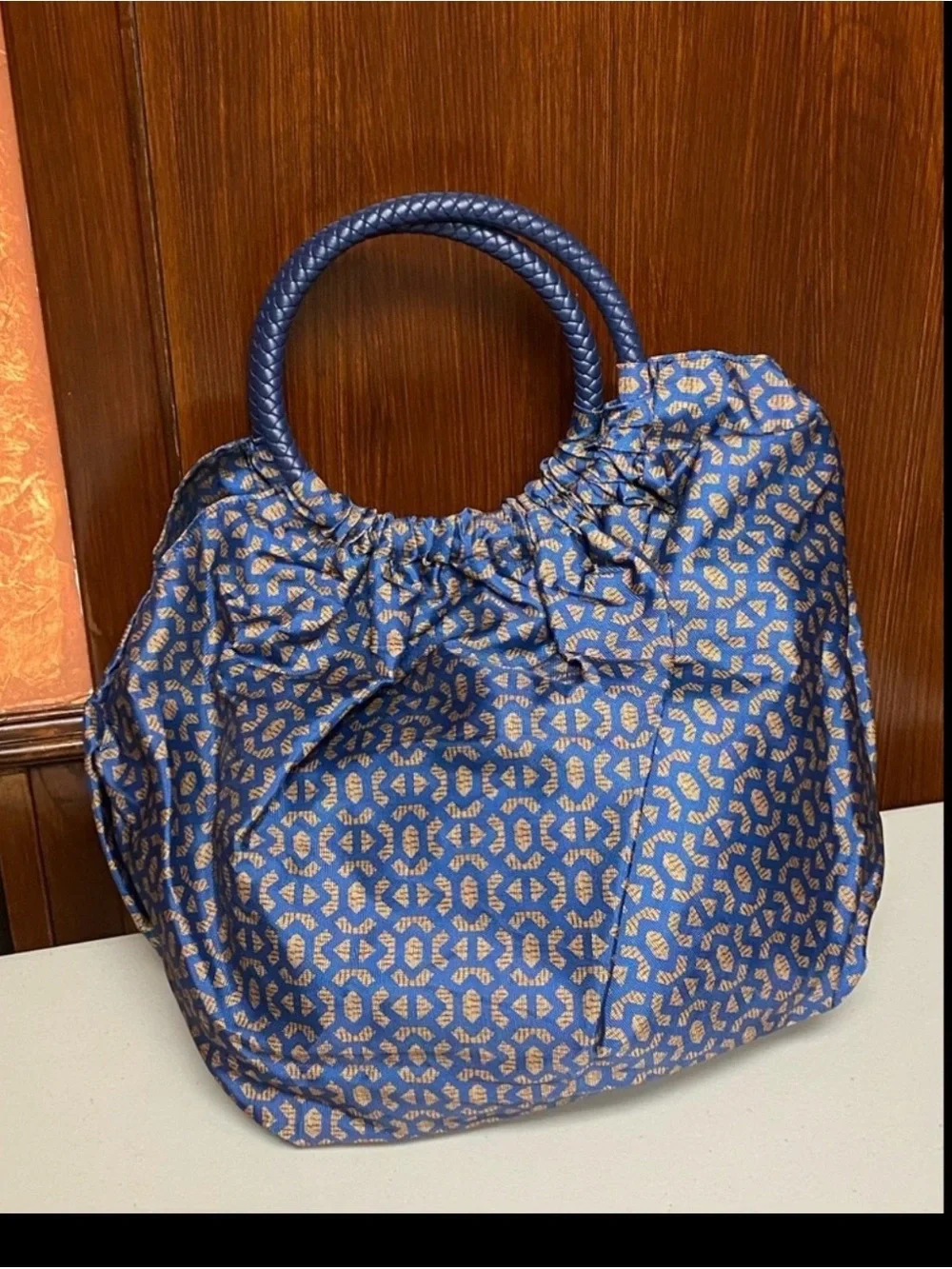 Blue Patterned Round-Handle Women’s Tote Bag